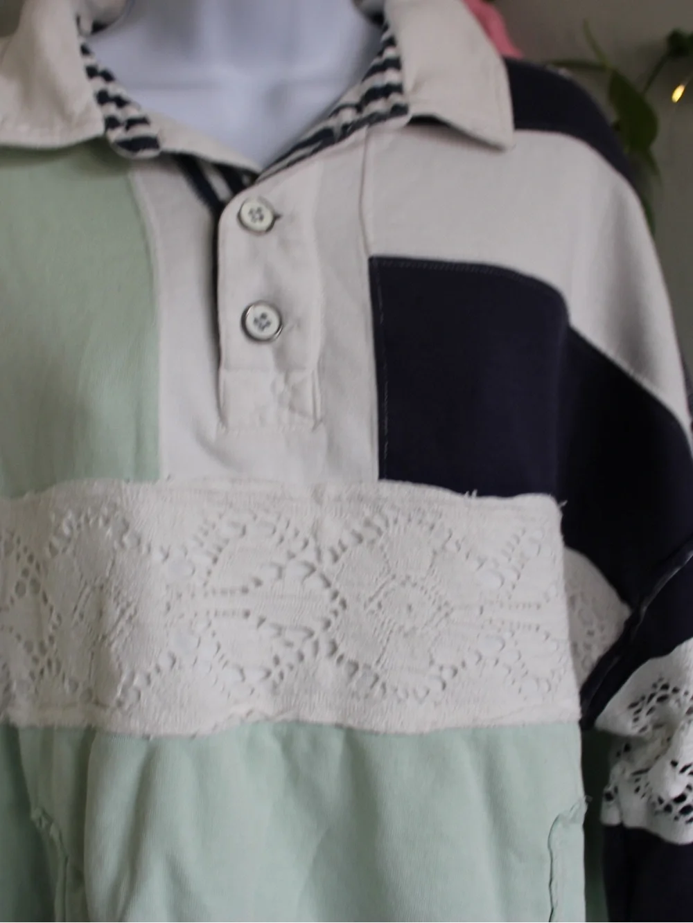 Free People We The Free Colorblock Crochet Lace Oversized Sweatshirt Tunic XS - Picture 7 of 14